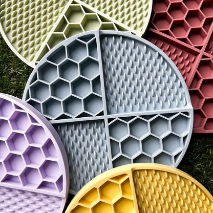2 Pcs Grey Honeycomb Pet Slow Feeder Bowl - Anti-Choke Silicone Lick Mat with Suction for Dogs